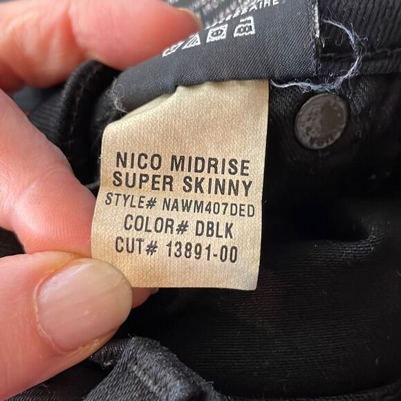 Hudson Jeans Black Nico Midrise Distressed Super Skinny Jeans Size 24 - Picture 10 of 10